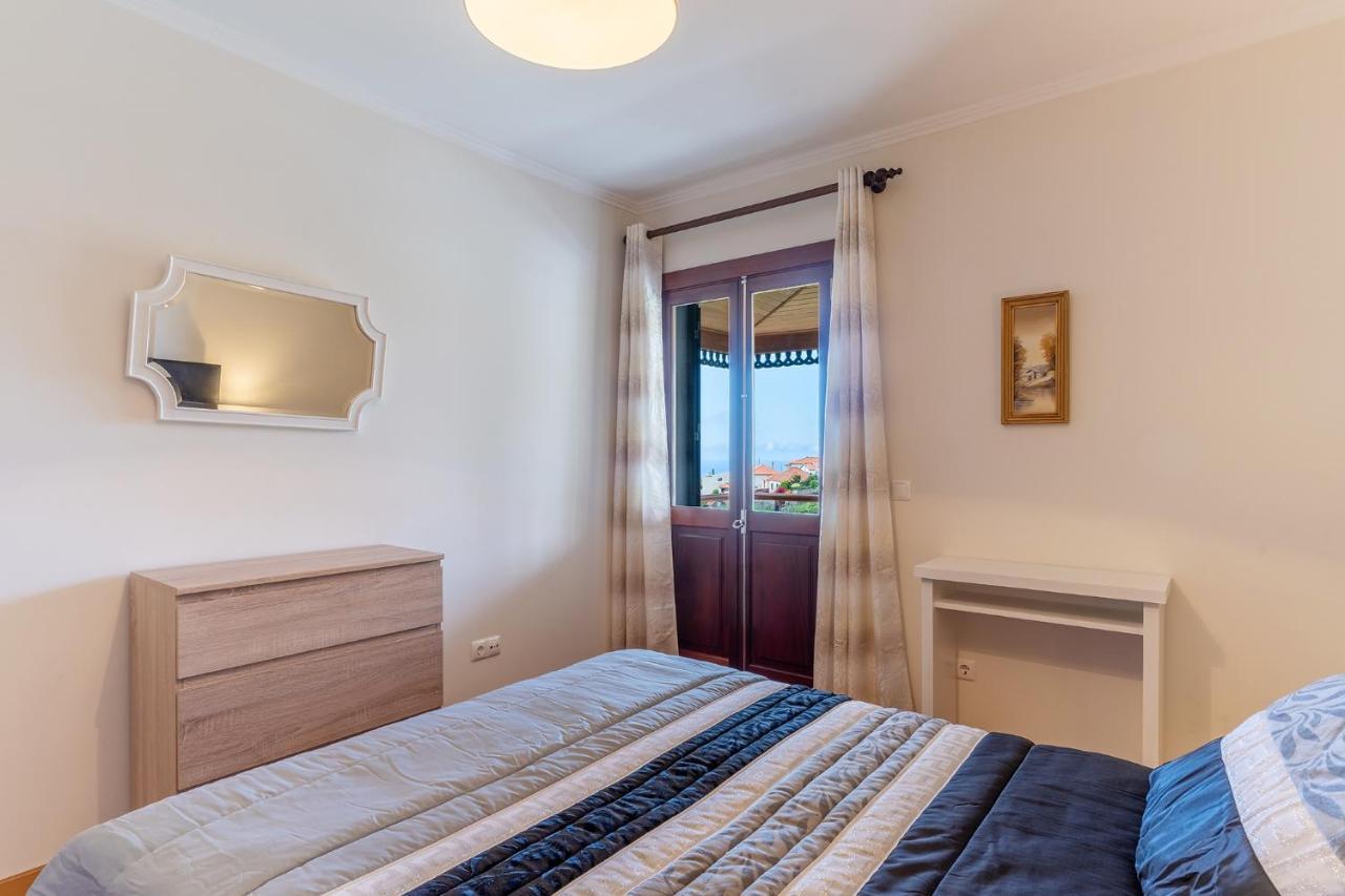 Villa Dinis By Holiday Rental Madeira Calheta  Exterior photo
